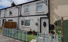 2 Stoneleigh Cottage
